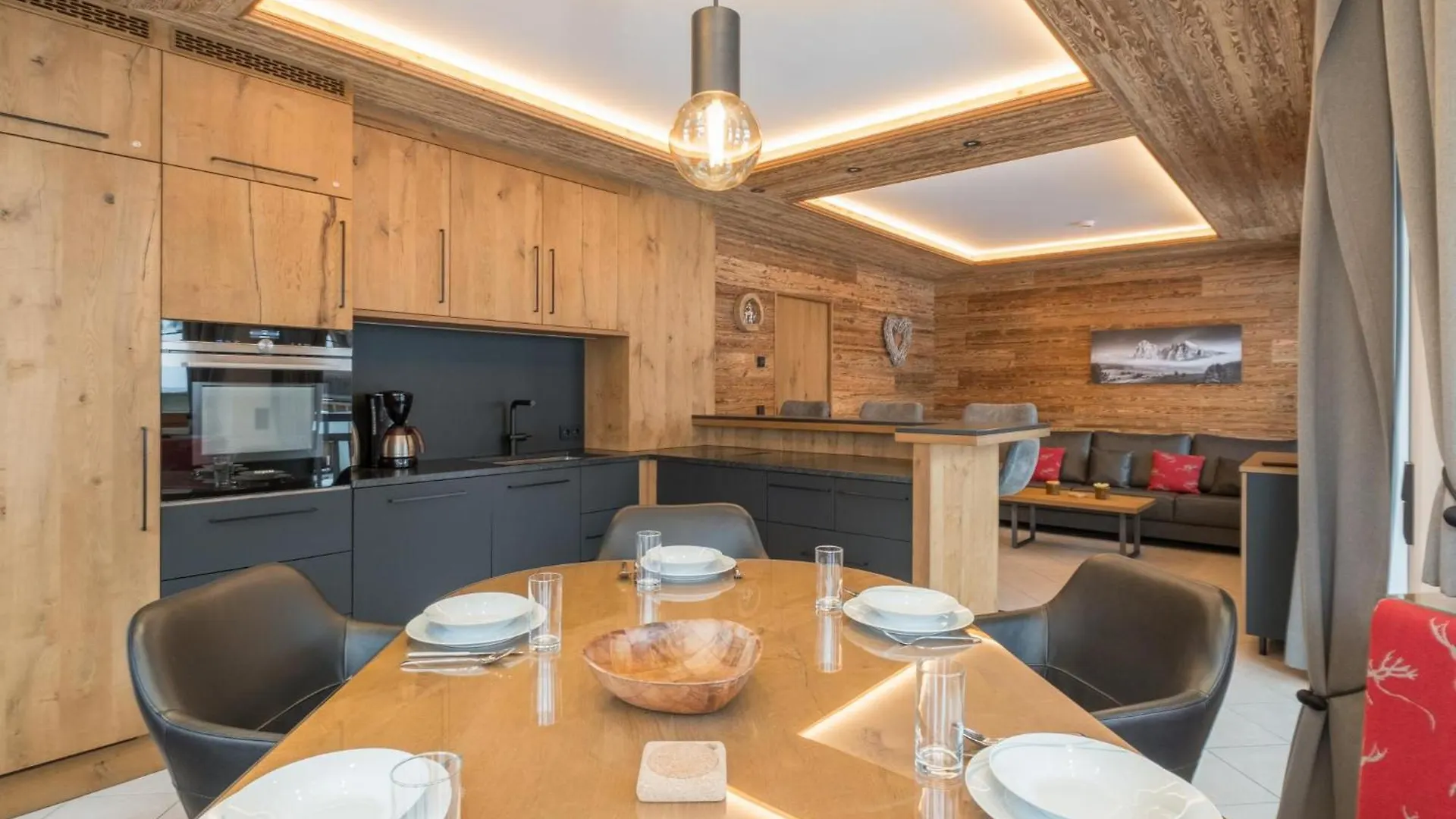 Arianne Ski In - Ski Out Saalbach-Hinterglemm Apartment