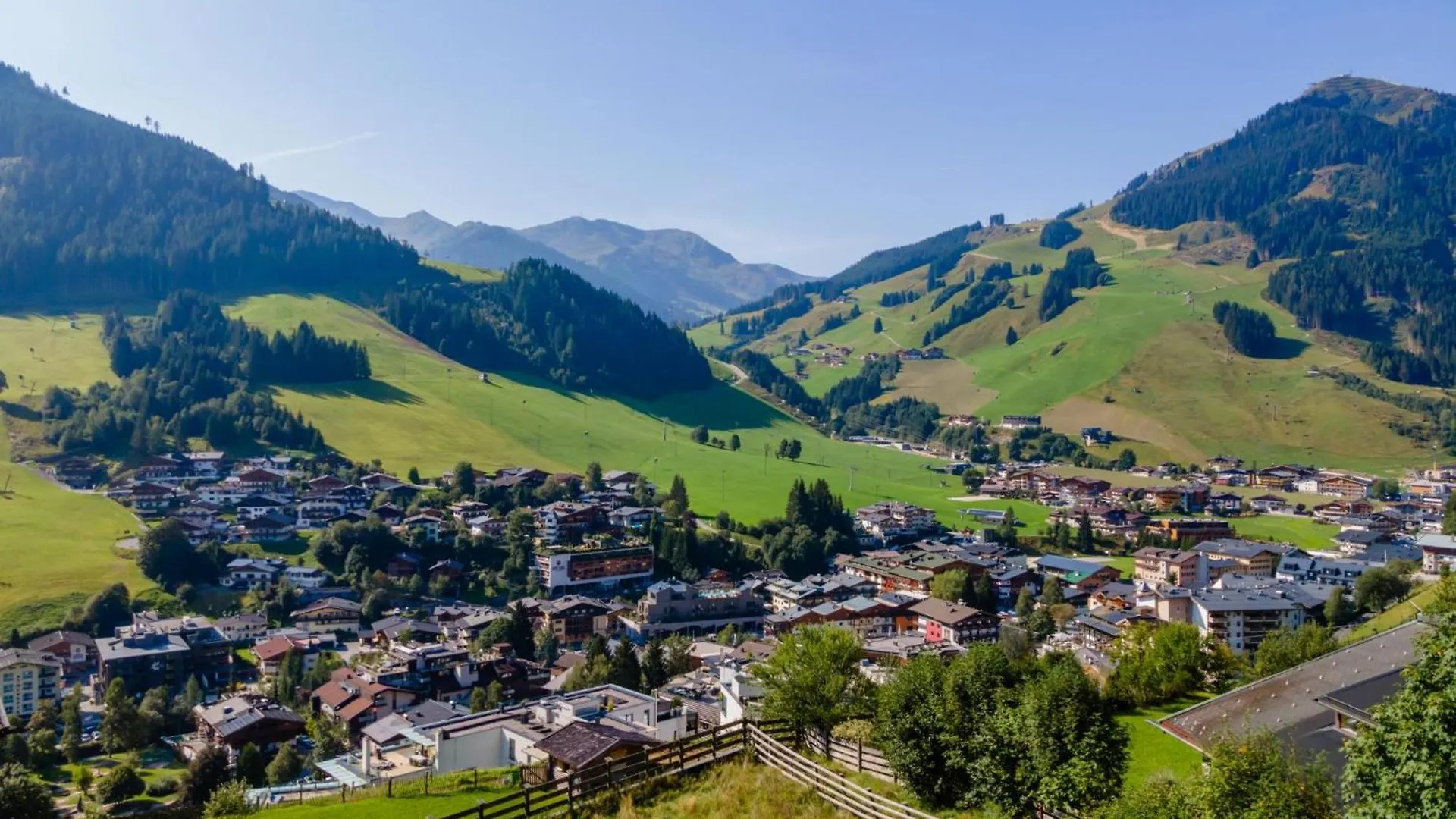 Arianne Ski In - Ski Out Saalbach-Hinterglemm Austria