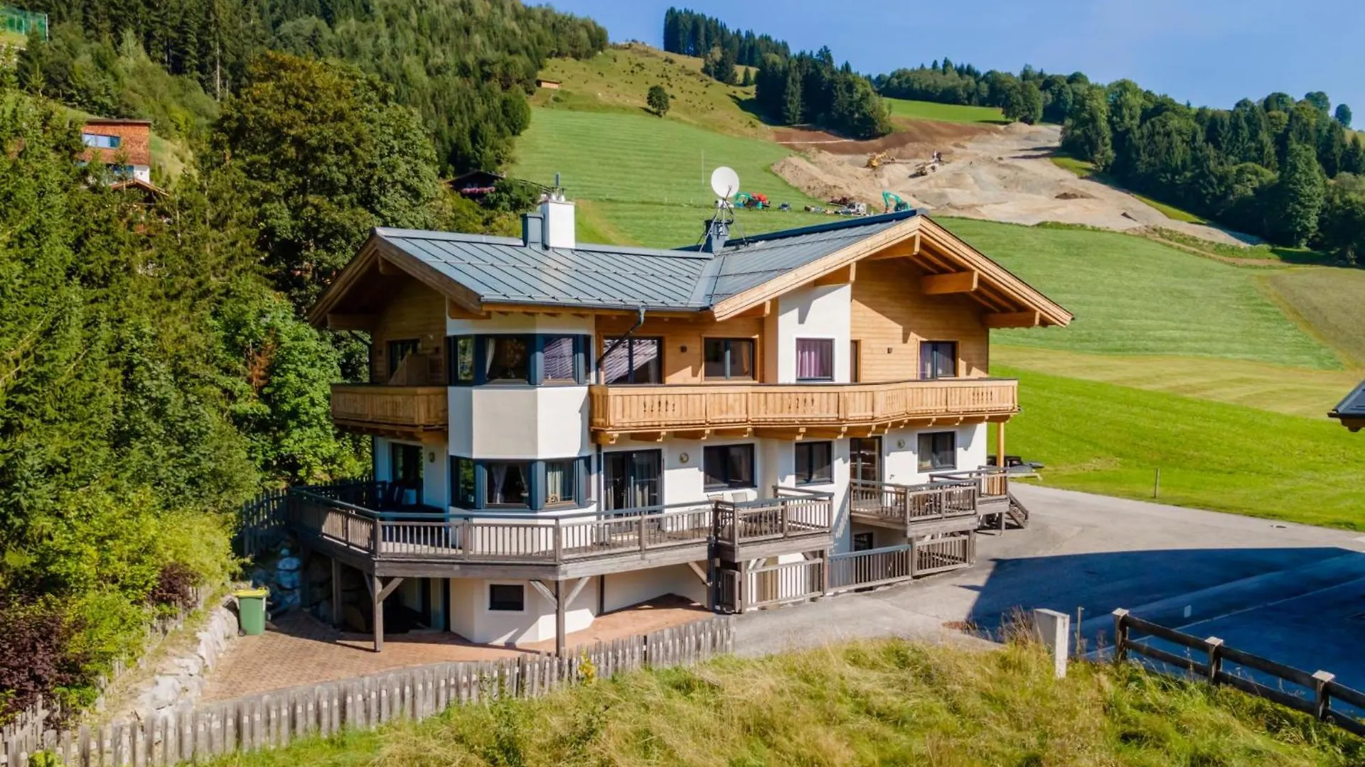 Apartment Arianne Ski In - Ski Out Saalbach-Hinterglemm Austria